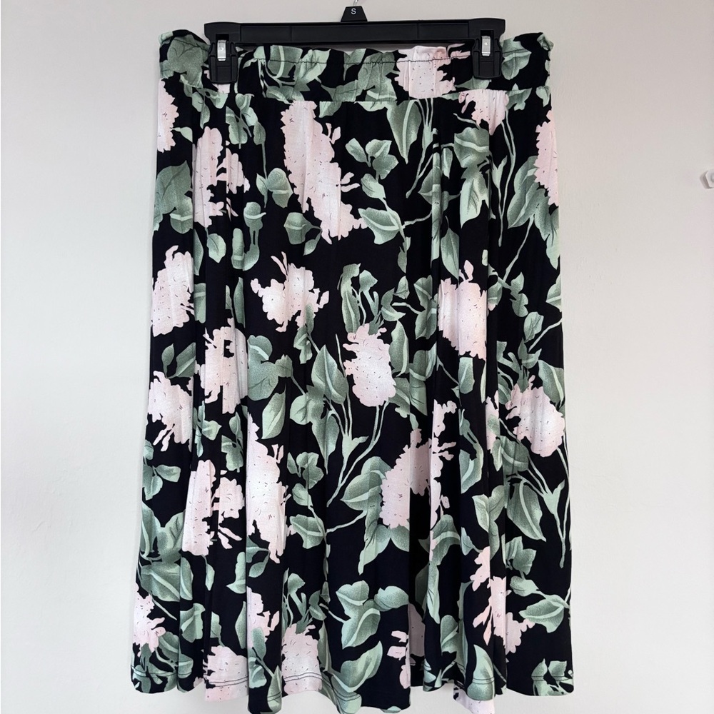Lascana Women’s Size 12 Skirt Floral Black Pink Green Pull On Flowy NEW